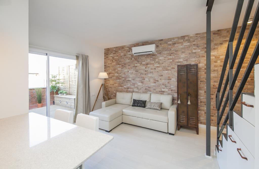 Apartment Barcelona Penthouse Private Terrace Sustainable Stay Keyless Access *